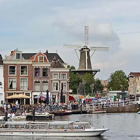 公寓 Location In Centrum 莱顿